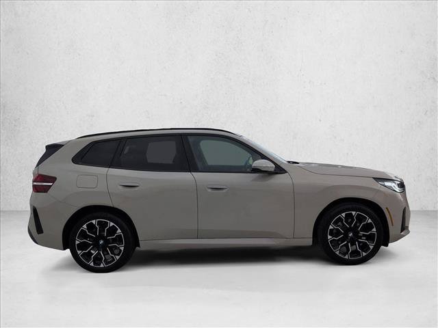 Used 2025 BMW X3 xDrive30i w/ M Sport Package AWD/4WD image 4