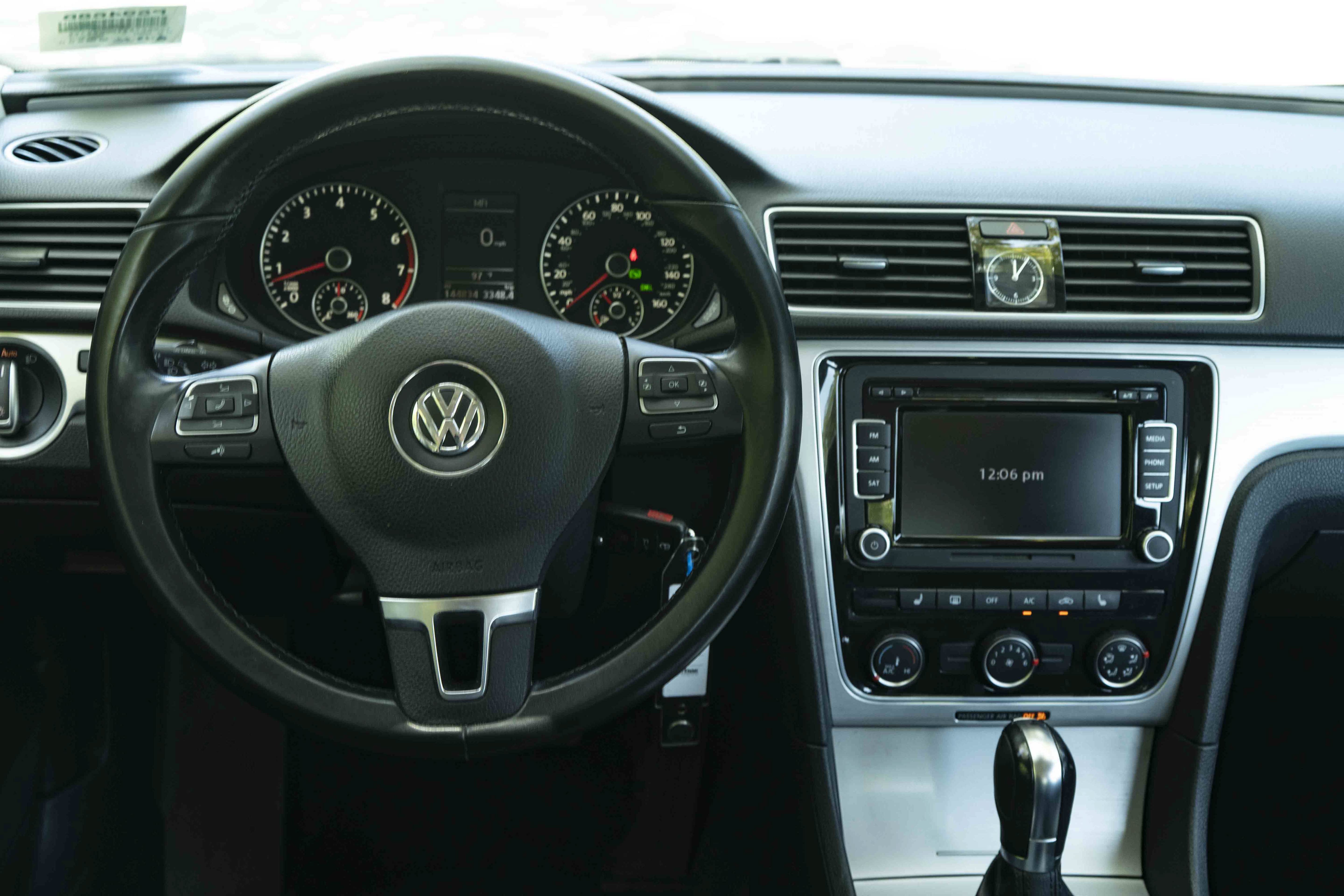 Used 2013 Volkswagen Passat 2.5 SE FWD image 19