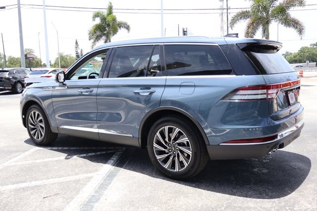 New 2026 Lincoln Aviator AWD image 5