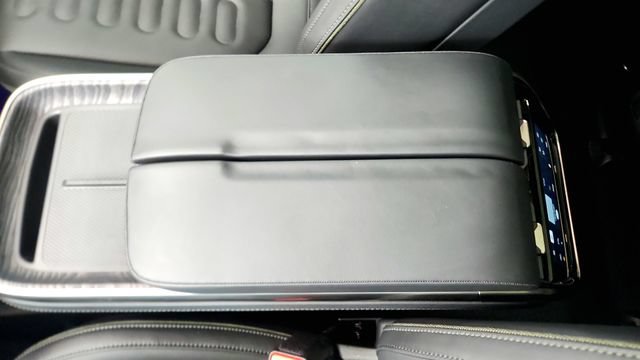Used 2026 Rivian R1S Adventure AWD/4WD image 69