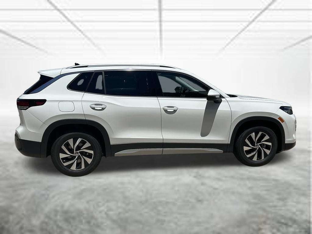 New 2026 Volkswagen Tiguan S FWD image 6