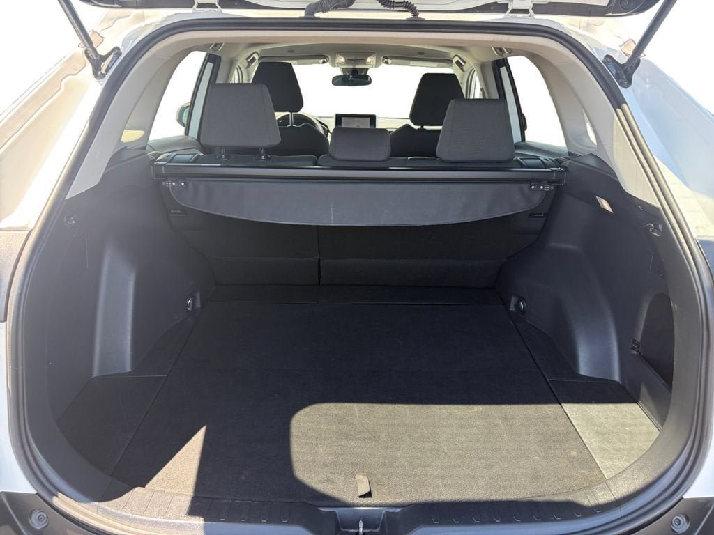 Used 2024 Toyota RAV4 XLE FWD image 19