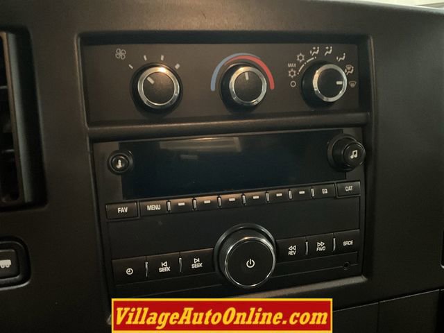 Used 2015 GMC Savana 2500 image 19