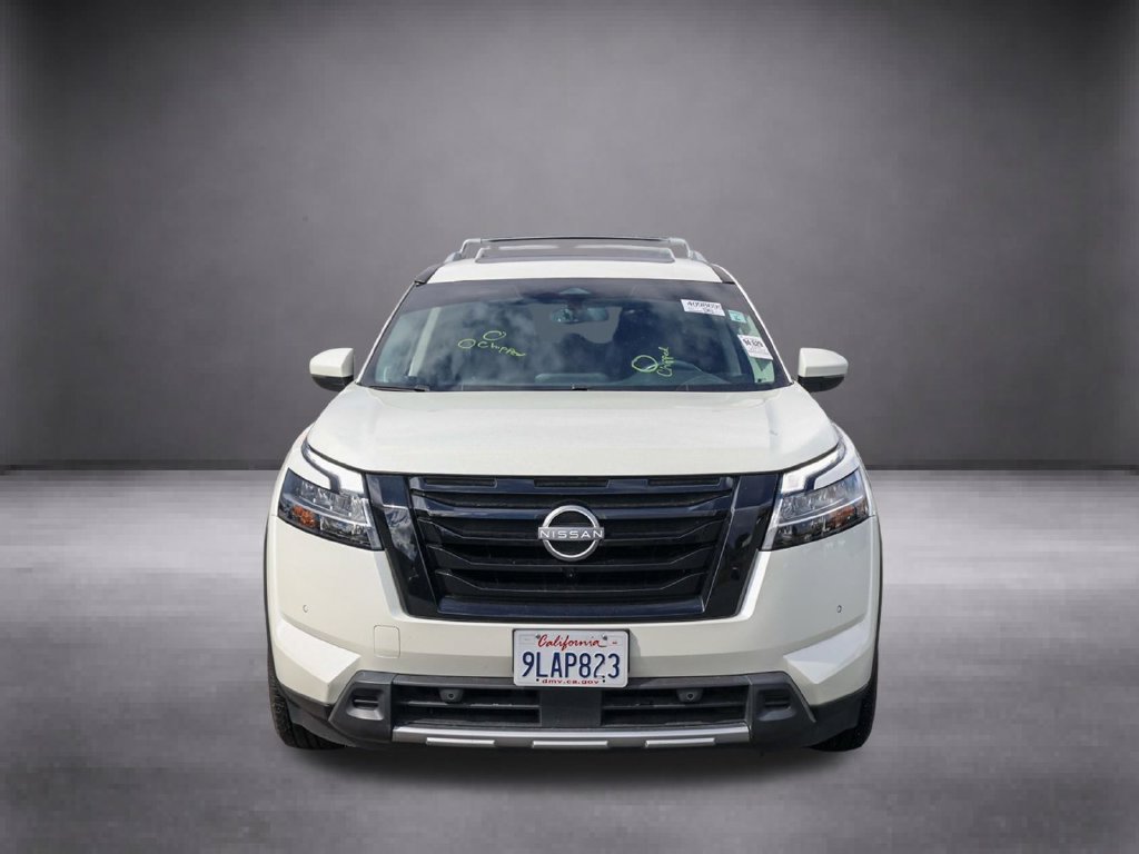 Used 2024 Nissan Pathfinder SL w/ SL Premium Package FWD image 10