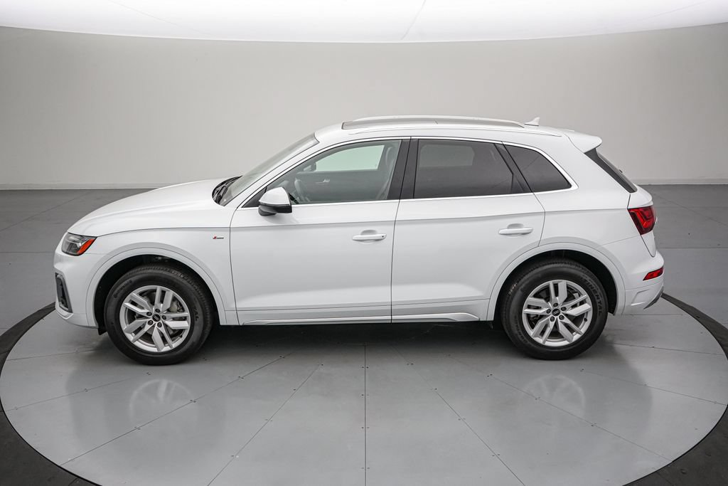 Used 2023 Audi Q5 2.0T Premium w/ Convenience Package AWD/4WD image 7