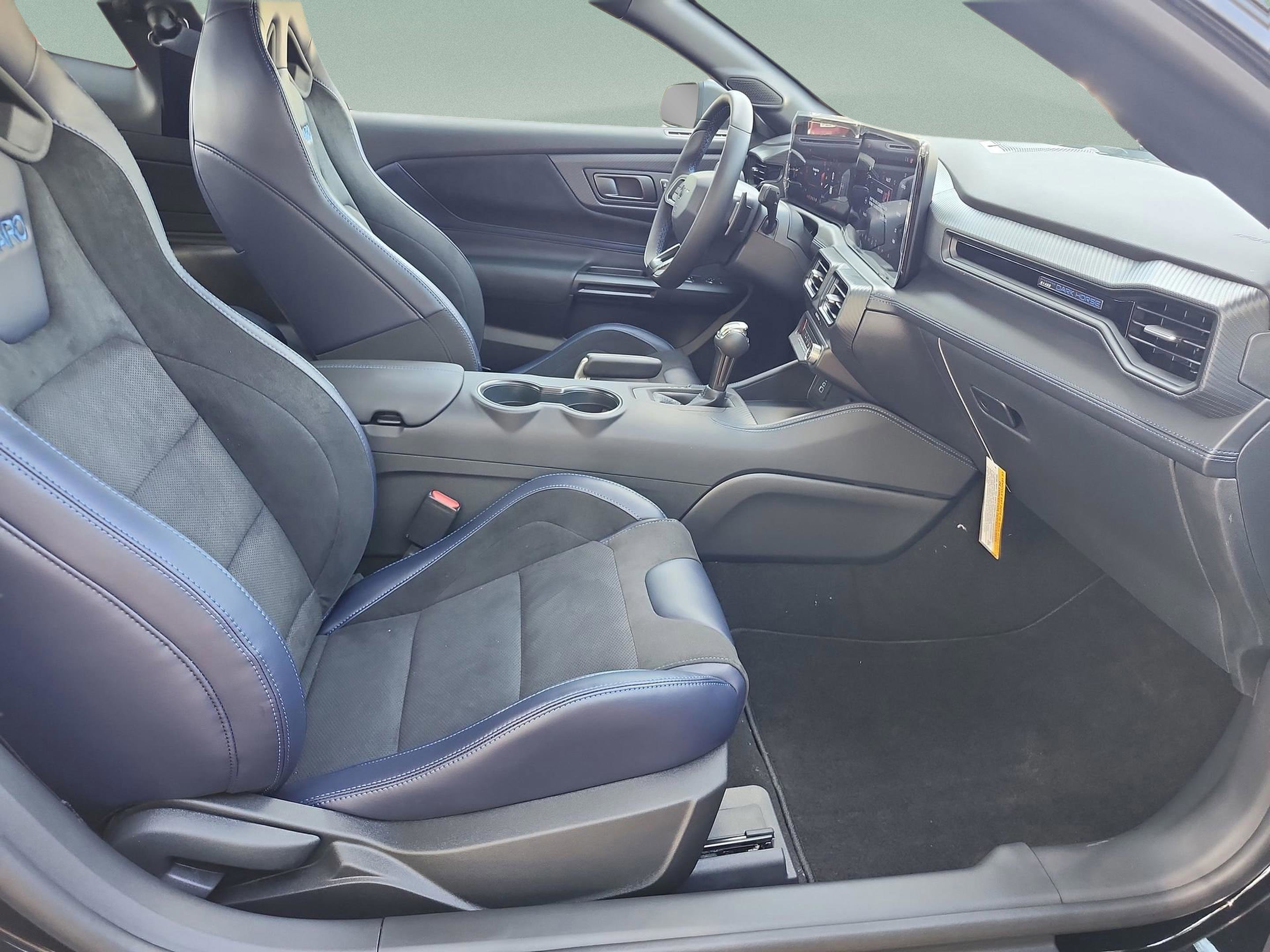 New 2025 Ford Mustang Dark Horse image 18