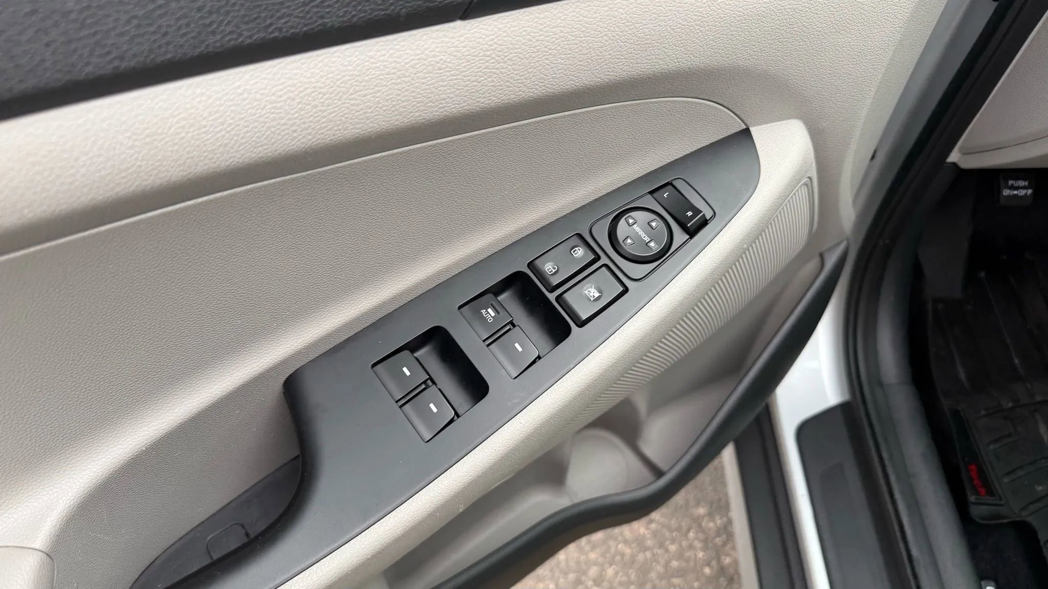 Used 2017 Hyundai Tucson SE image 12