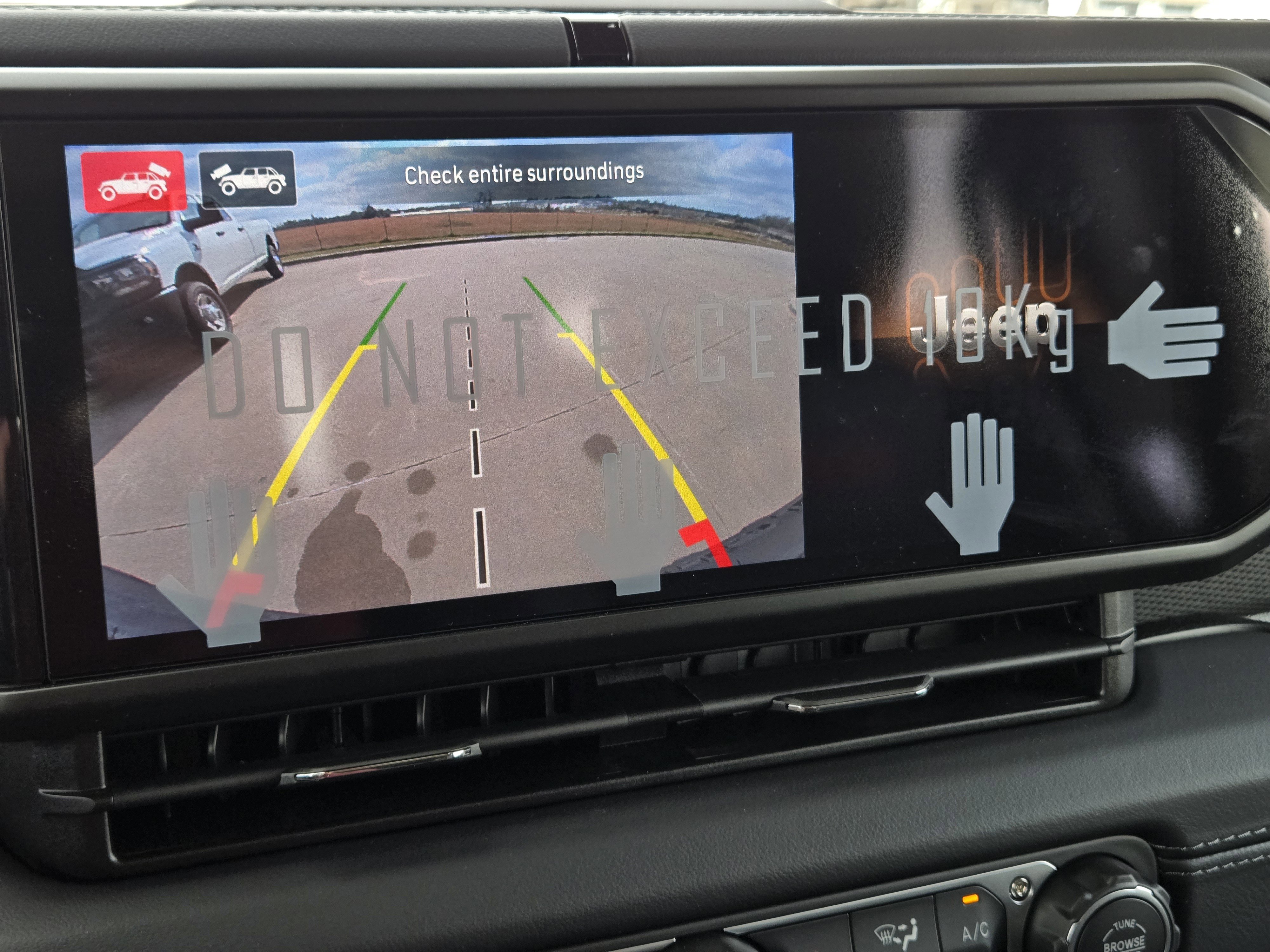 New 2025 Jeep Wrangler Unlimited Rubicon image 11