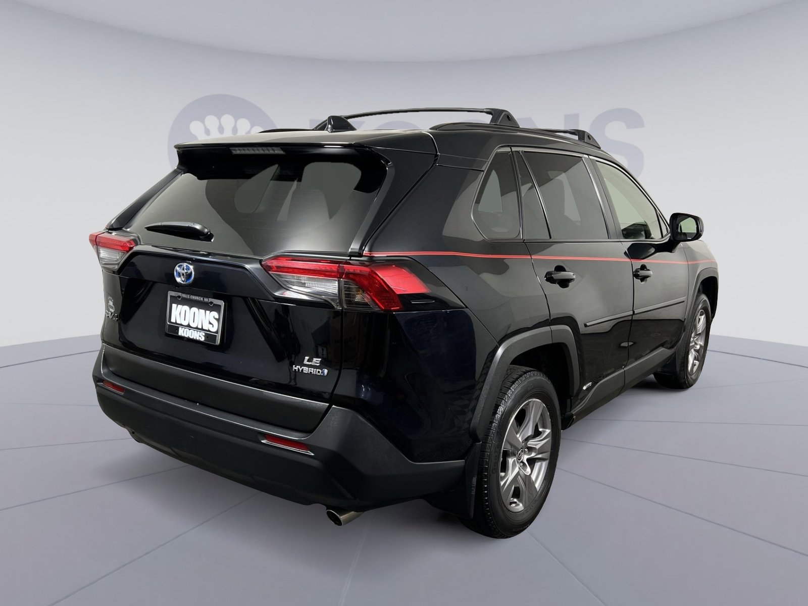 Used 2023 Toyota RAV4 LE image 7