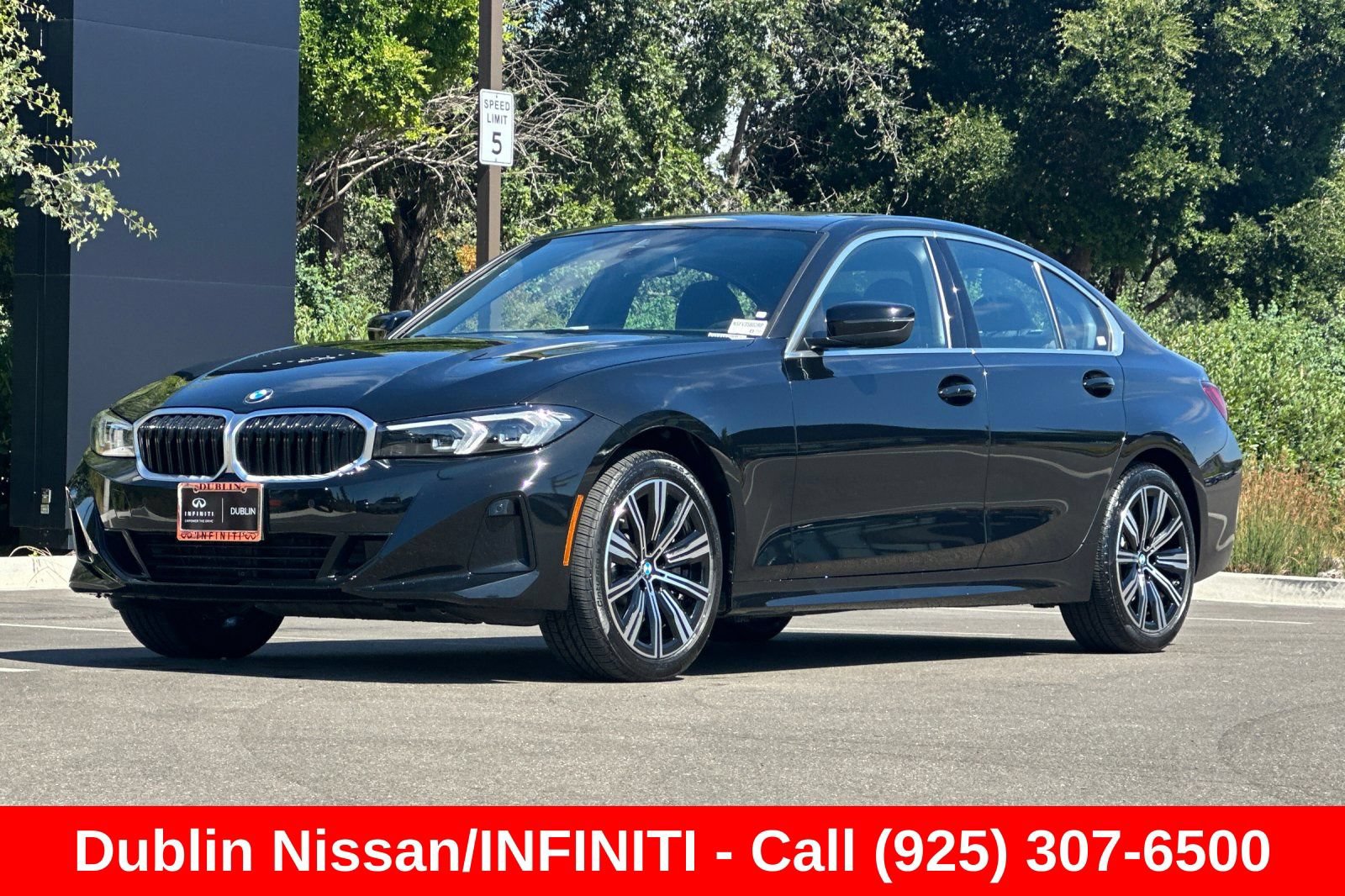 Used 2025 BMW 330i xDrive Sedan AWD/4WD image 8