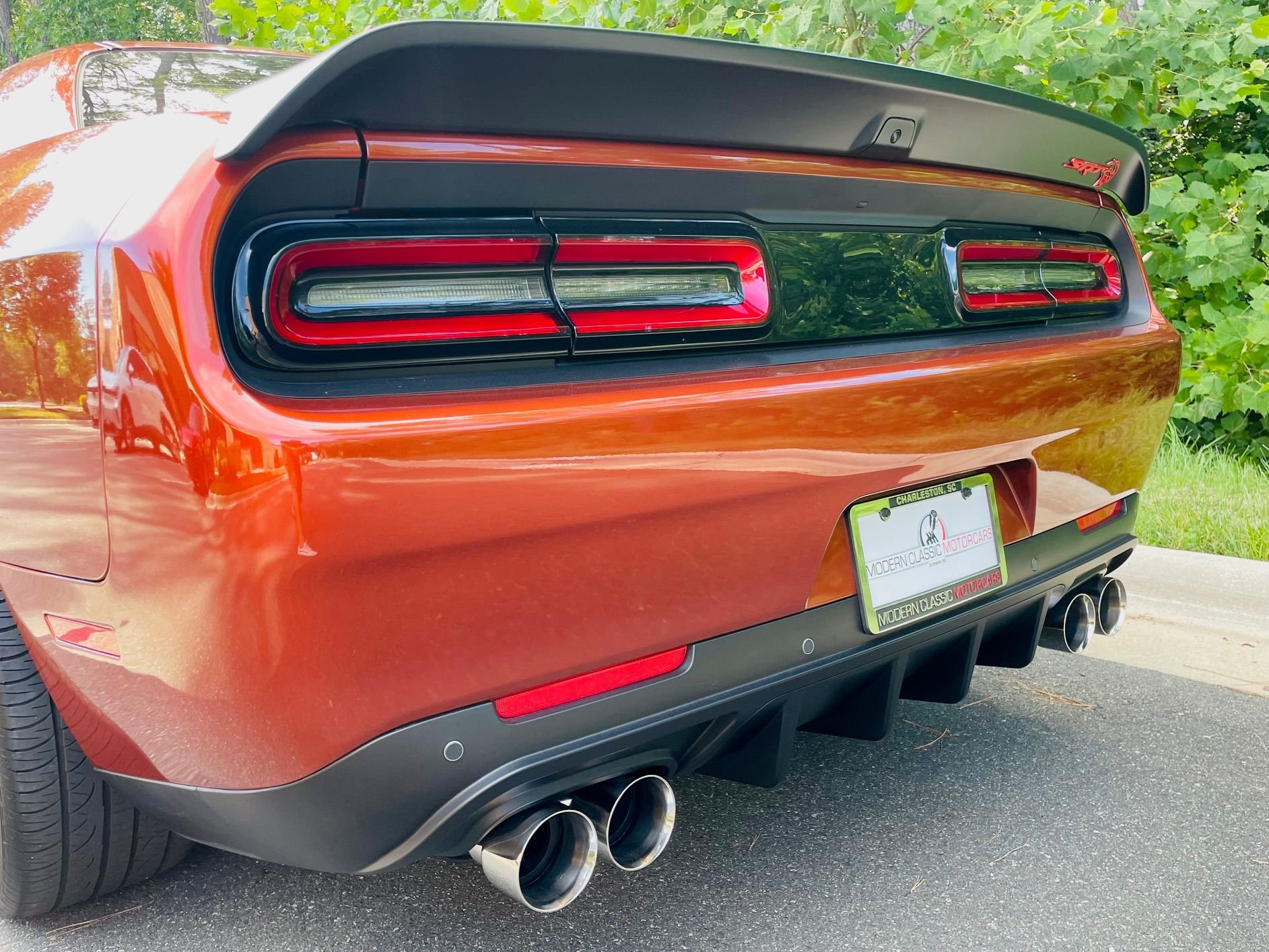 Used 2022 Dodge Challenger SRT Hellcat w/ Plus Package RWD image 20