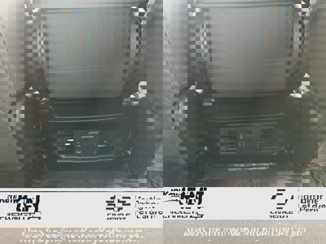 Used 2023 GMC Sierra 1500 SLE image 19