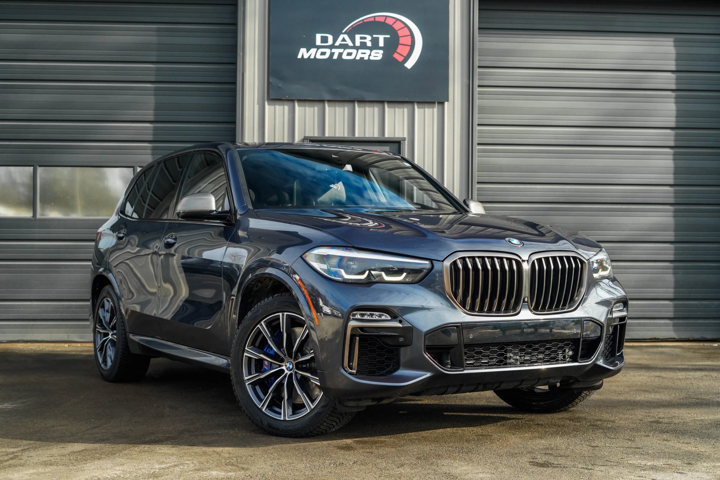 Used 2020 BMW X5 M50i w/ Premium Package image 1