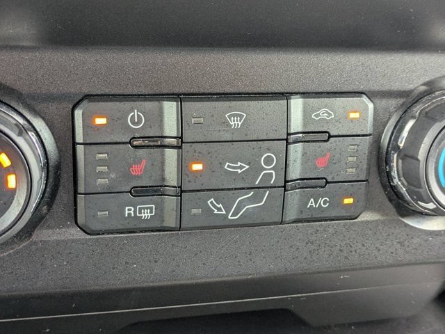 Used 2022 Ford F250 XLT w/ XLT Premium Package AWD/4WD image 32