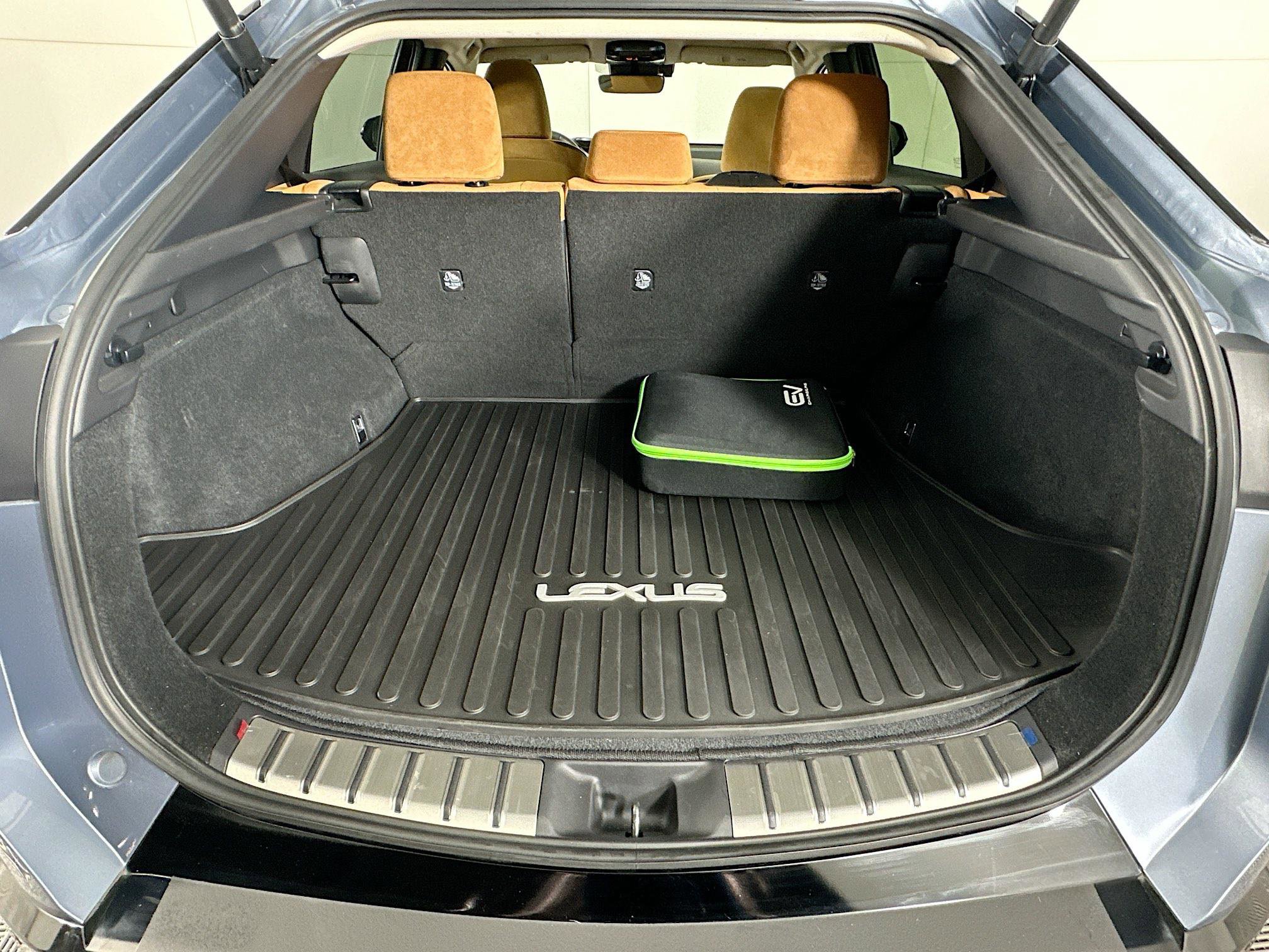 Used 2023 Lexus RZ 450e Premium w/ Accessory Package (2T) image 29