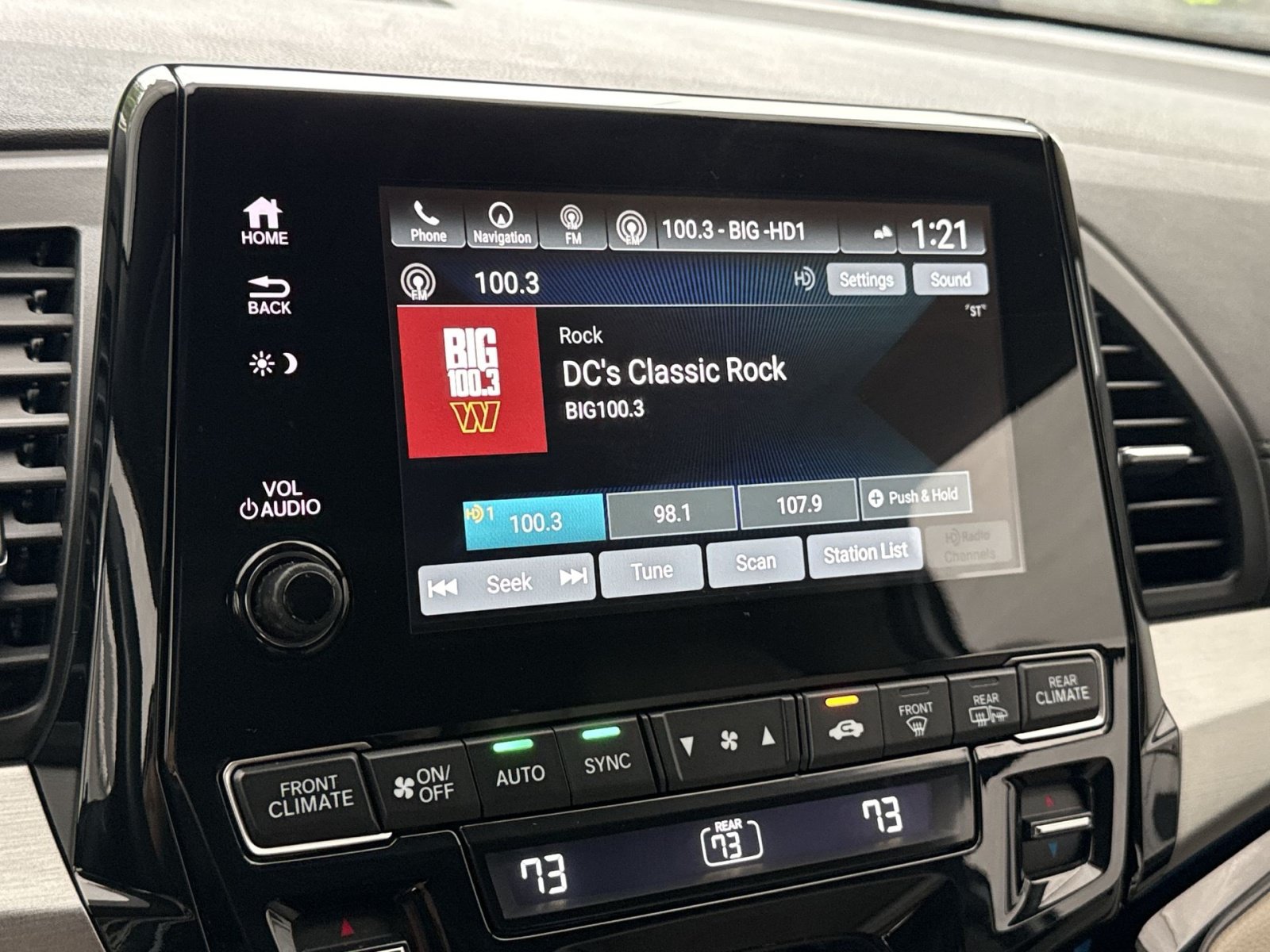 Used 2023 Honda Odyssey Touring image 18