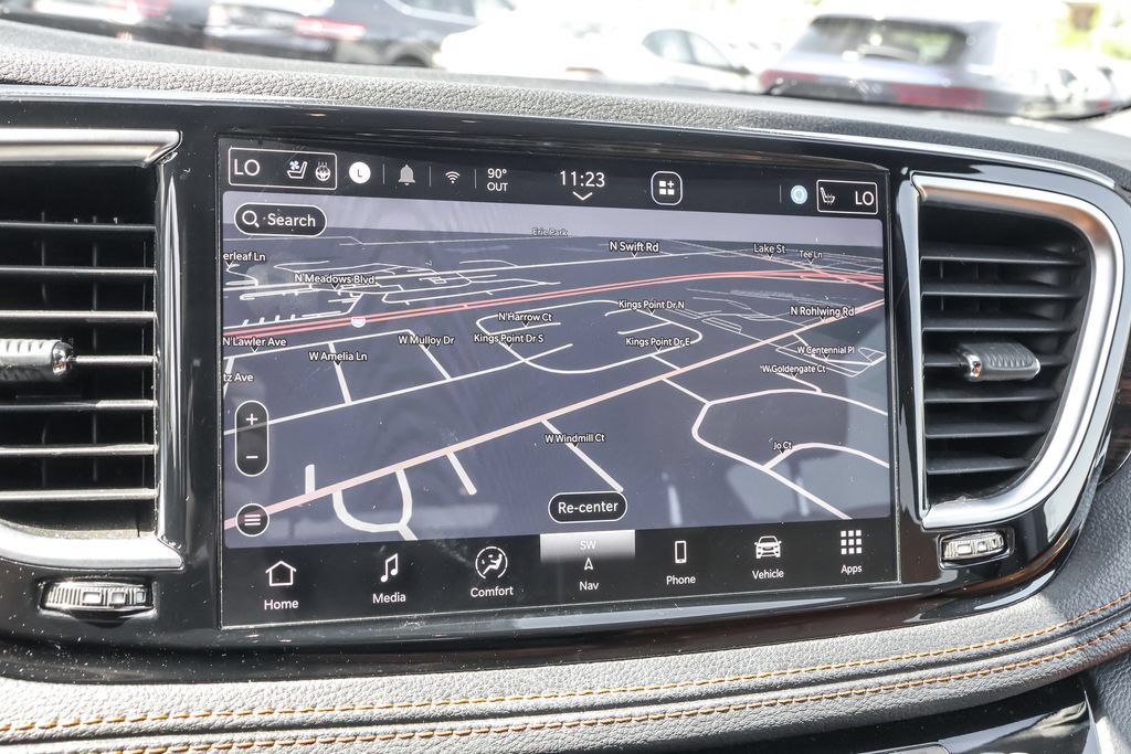 Used 2022 Chrysler Pacifica Pinnacle AWD/4WD image 7