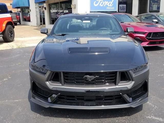 New 2025 Ford Mustang Dark Horse image 6