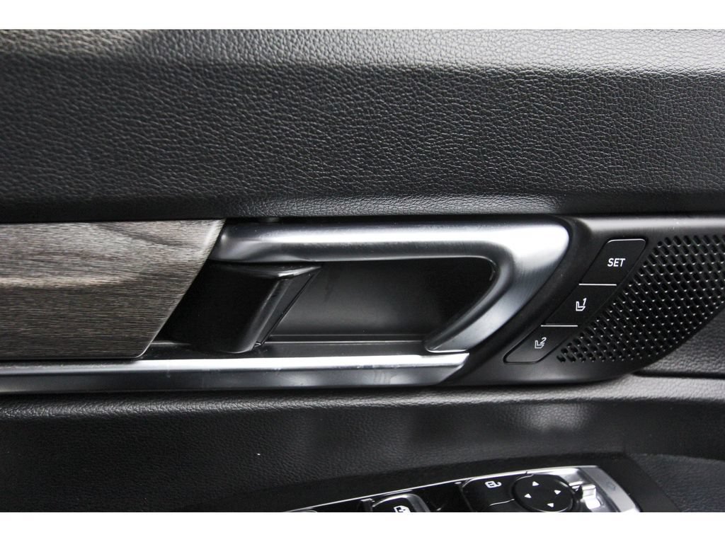 Used 2022 Kia Telluride SX w/ Nightfall Edition Package AWD/4WD image 21