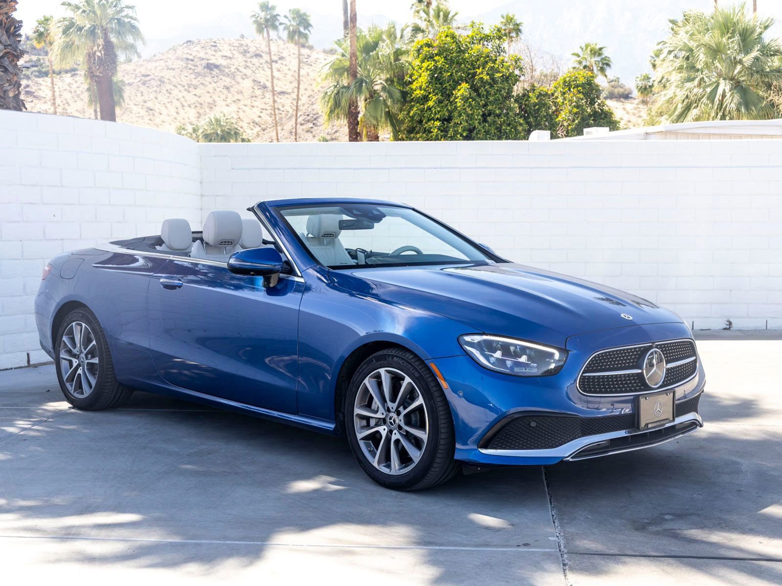 Used 2022 Mercedes-Benz E 450 Cabriolet image 3