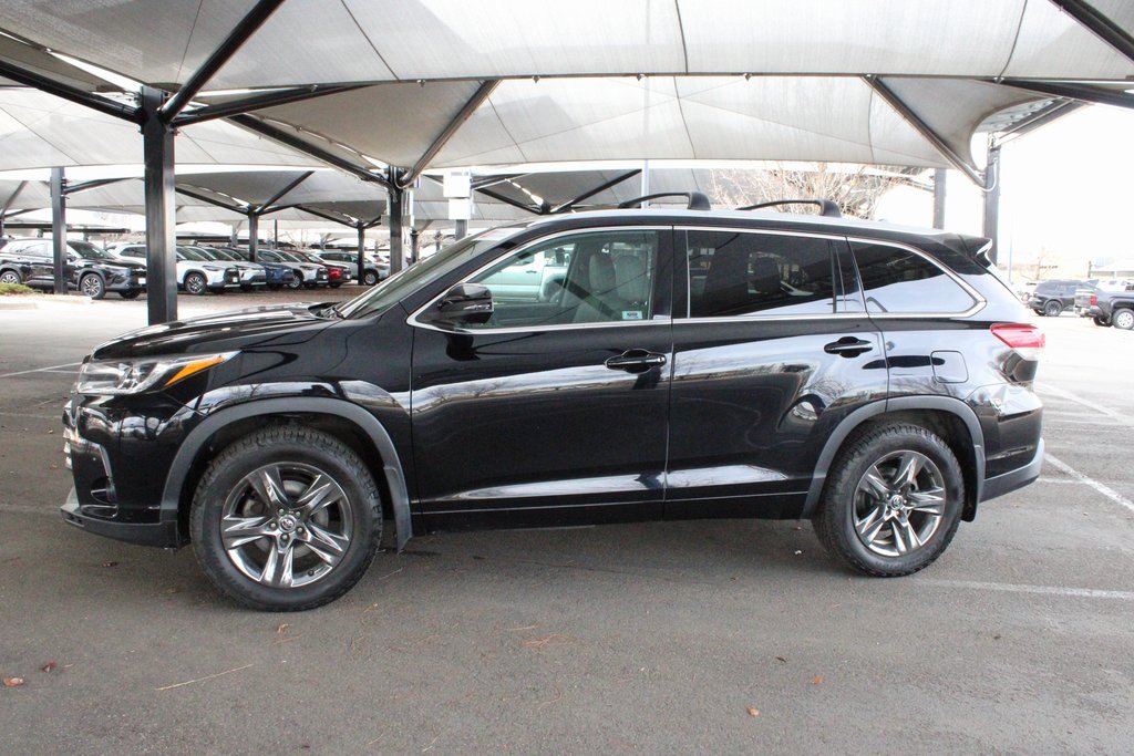 Certified 2018 Toyota Highlander Limited Platinum image 13