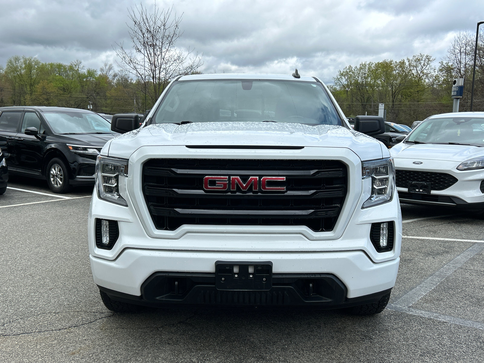 Used 2019 GMC Sierra 1500 Elevation w/ Elevation Value Package AWD/4WD image 4