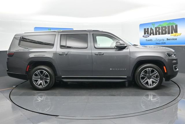 Used 2023 Jeep Wagoneer L Series II image 7