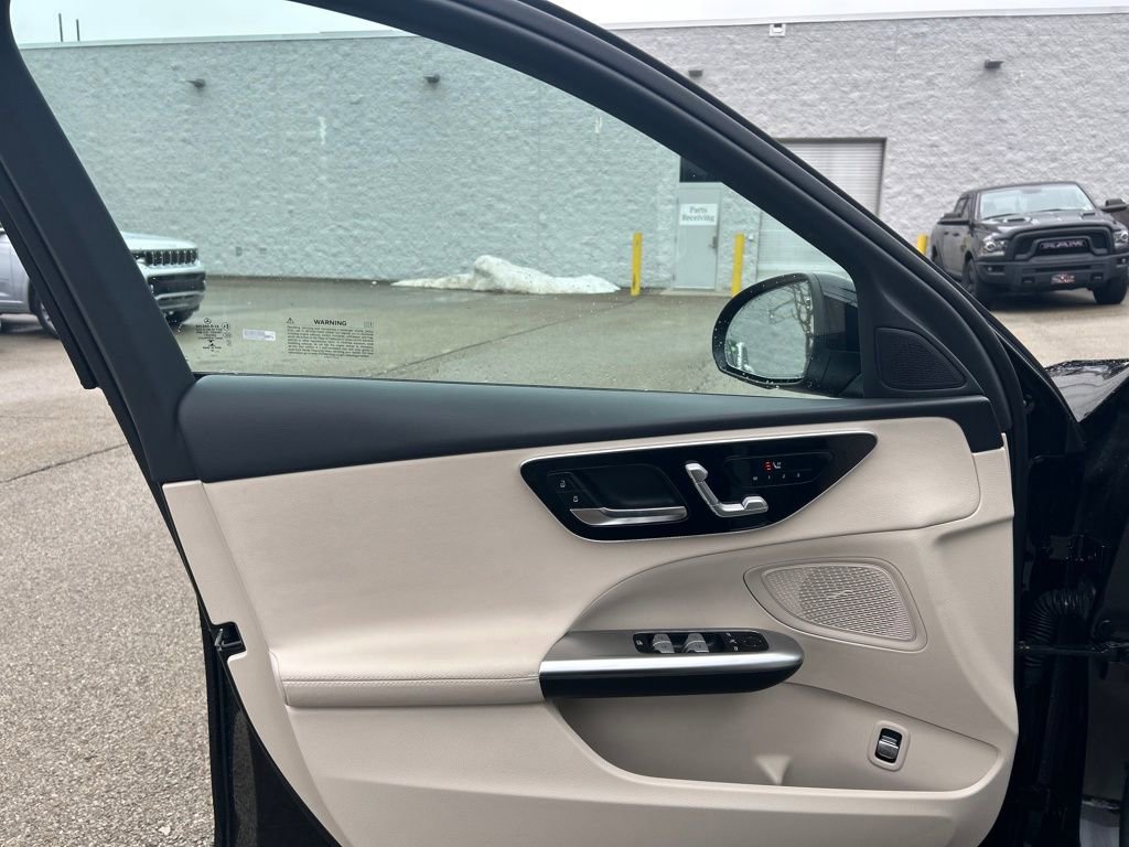 Certified 2022 Mercedes-Benz C 300 4MATIC Sedan image 10