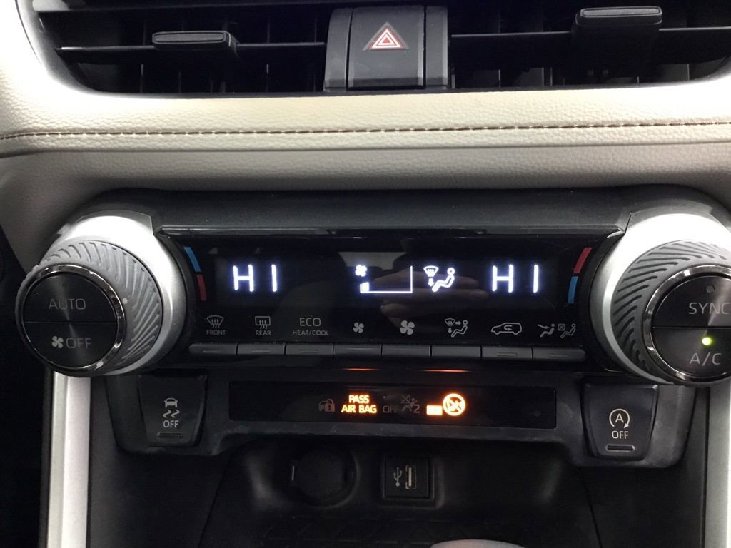 Used 2023 Toyota RAV4 XLE image 29