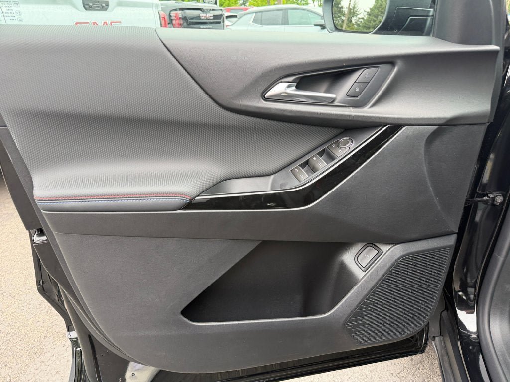 New 2026 Chevrolet Equinox RS w/ Safety and Technology Package AWD/4WD image 20