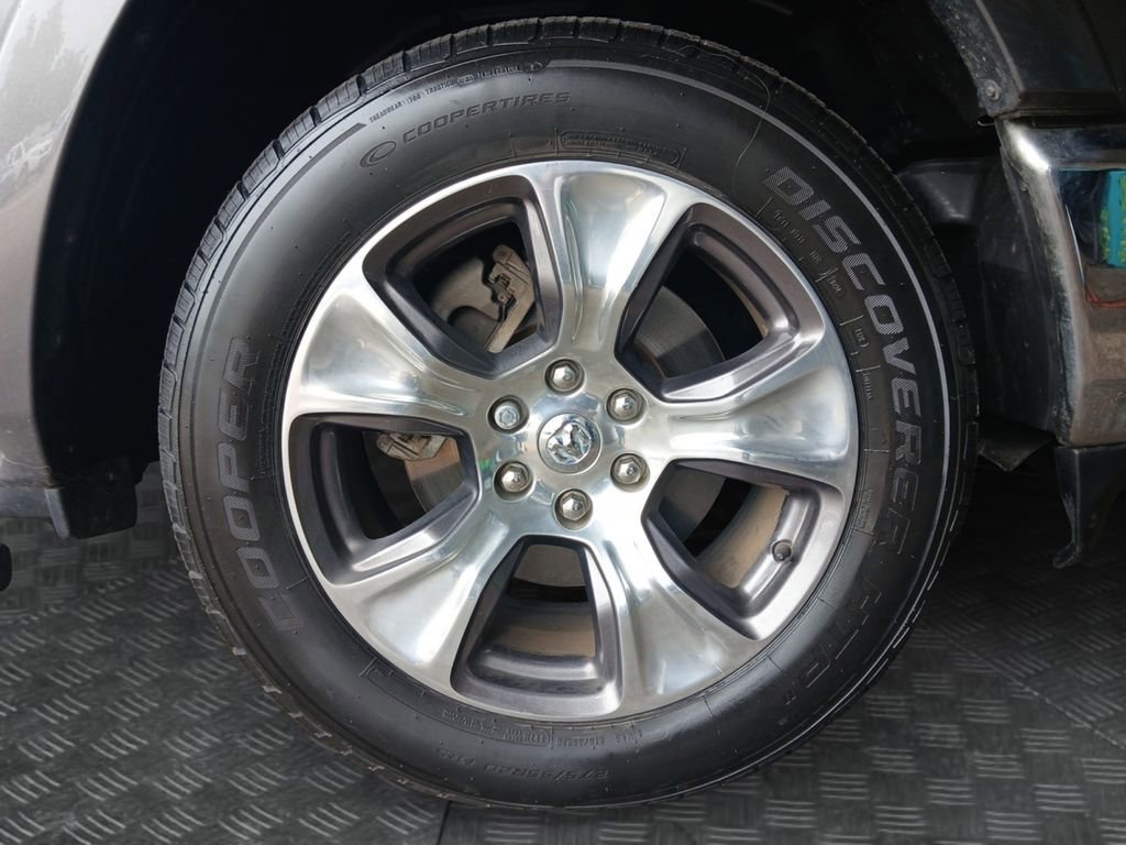 Used 2020 RAM 1500 Laramie RWD image 23