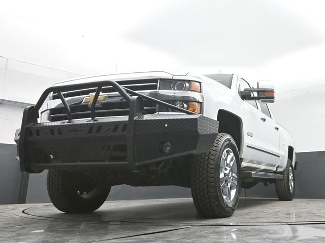 Used 2019 Chevrolet Silverado 2500 High Country w/ Duramax Plus Package image 44