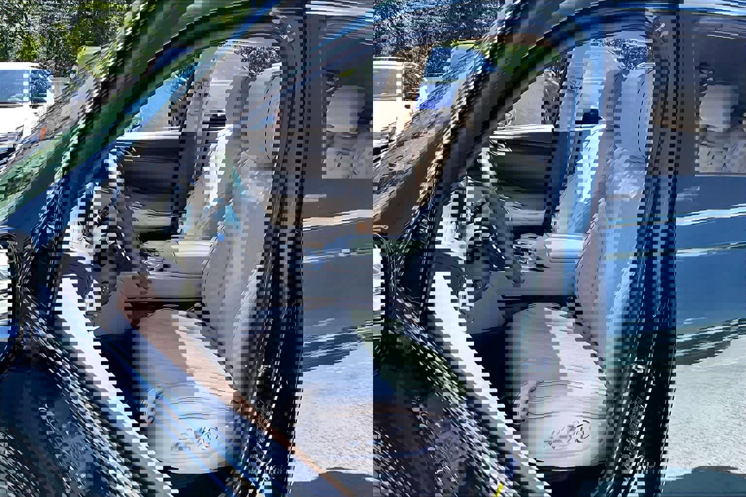 Used 2021 Genesis GV80 3.5T w/ Advanced Package 06 AWD/4WD image 8