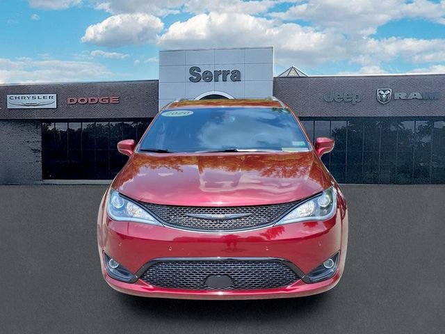 Used 2020 Chrysler Pacifica Touring-L w/ Advanced Safetytec Group AWD/4WD video 2