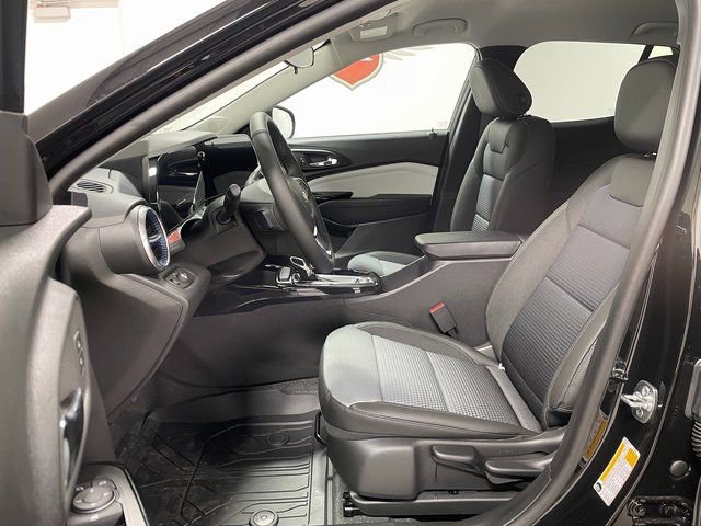 New 2026 Chevrolet Trax LT w/ Driver Confidence Package FWD image 11
