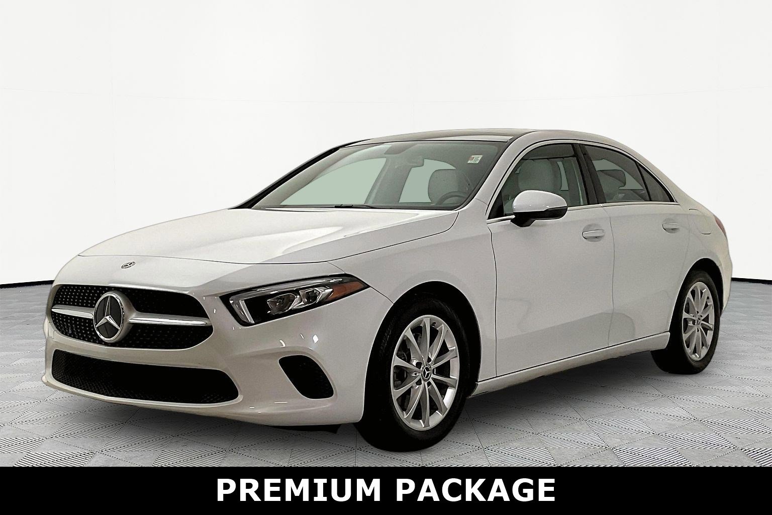 Used 2020 Mercedes-Benz A 220 4MATIC image 1
