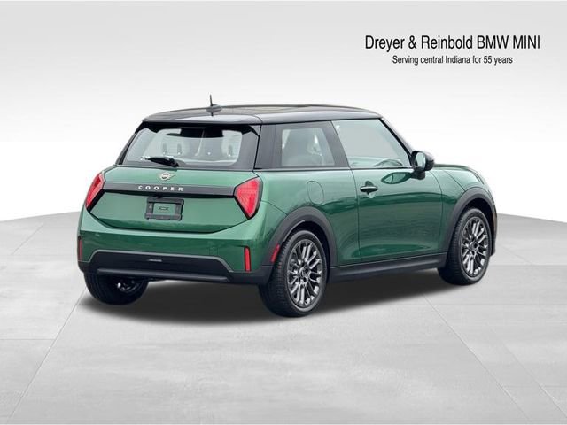 Used 2026 MINI Cooper 2-Door Hardtop image 4