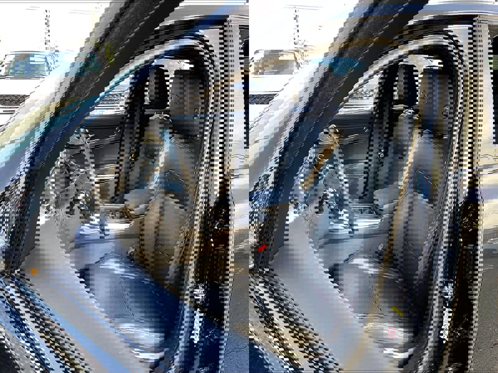 Used 2022 Jaguar XF SE image 25