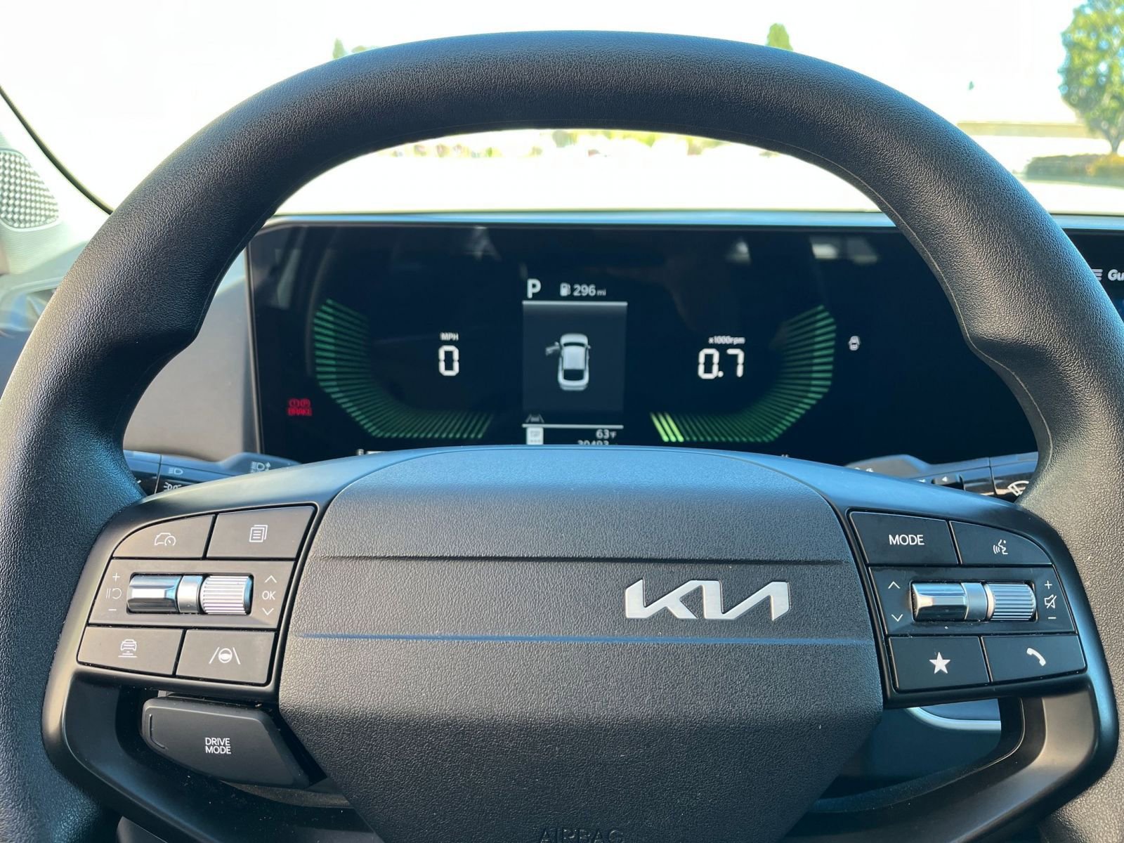 Used 2025 Kia K4 LXS image 27