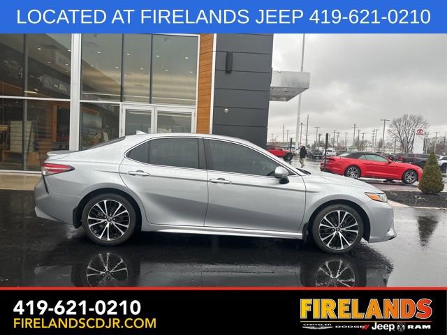 Used 2019 Toyota Camry SE image 11