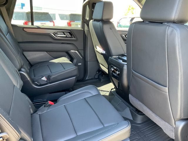 New 2026 GMC Yukon Denali w/ Sun & Power Step Package AWD/4WD image 20