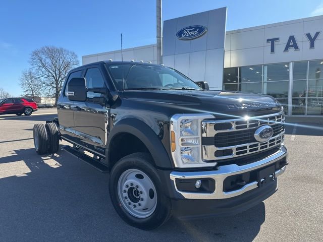 New 2026 Ford F550 4x4 Crew Cab Super Duty image 3