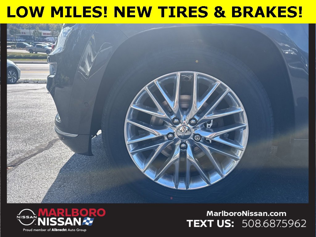 Used 2017 Jeep Grand Cherokee Summit image 11
