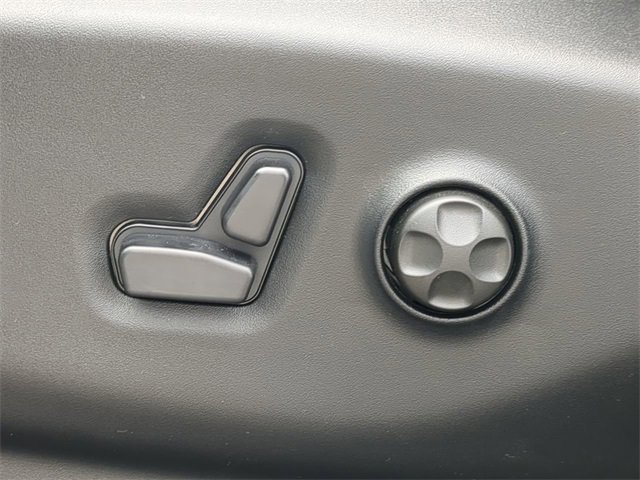 New 2026 Chrysler Voyager LX image 23