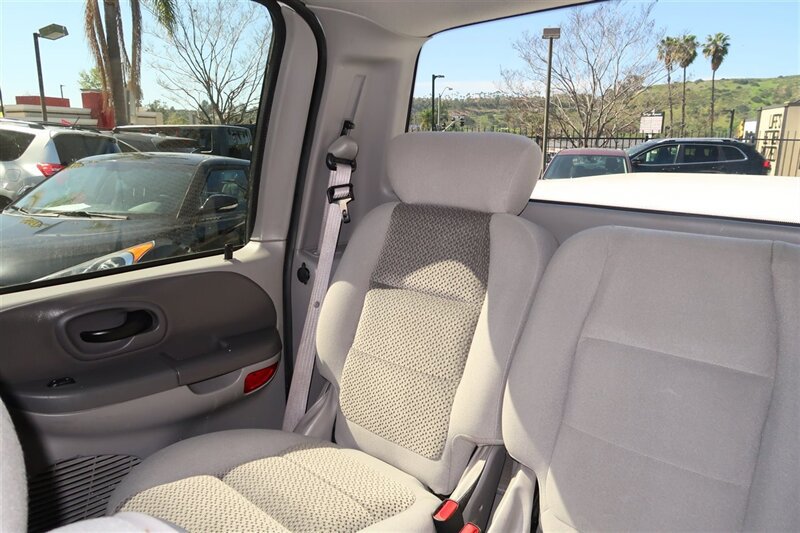 Used 2003 Ford F150 XLT RWD image 11