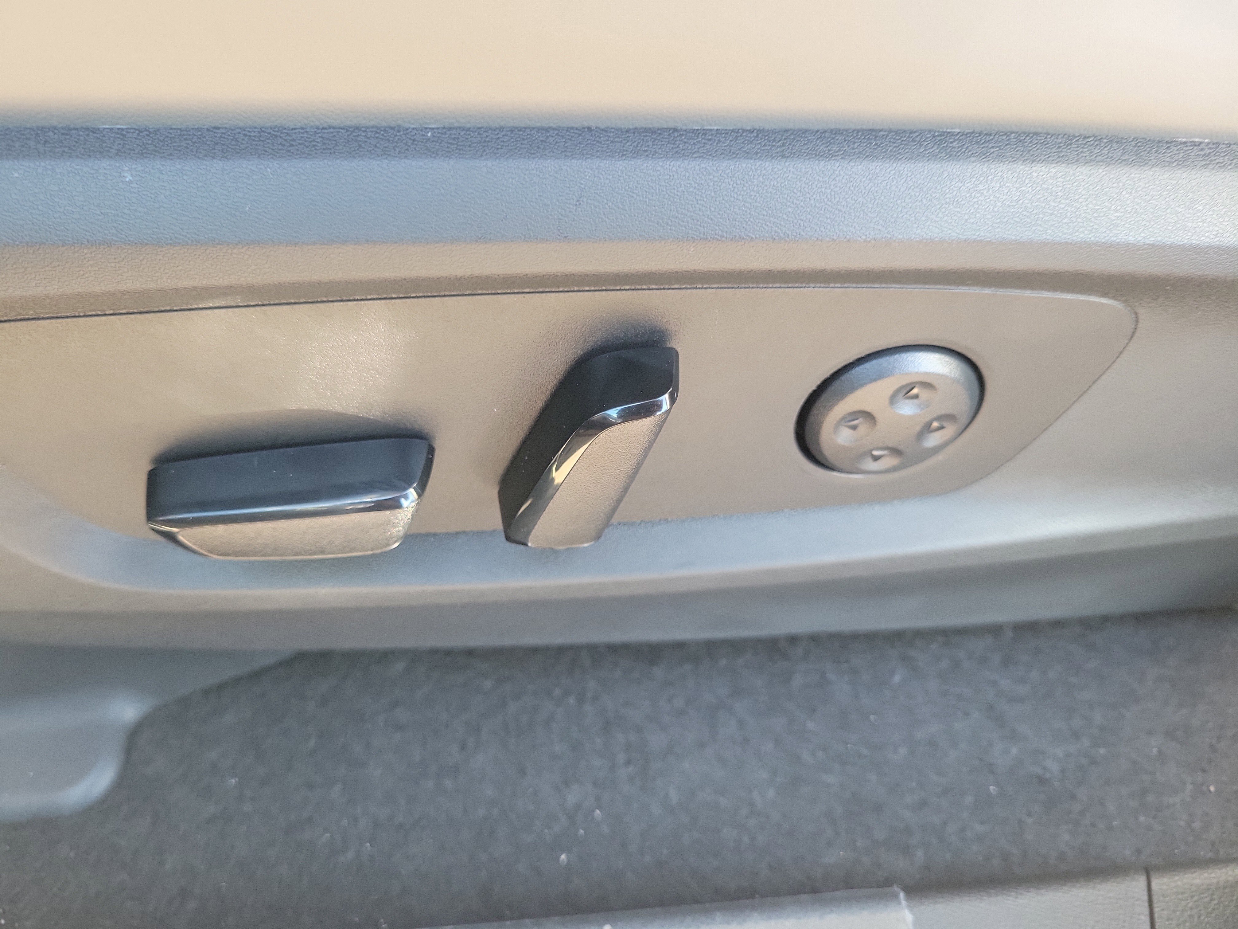 New 2026 INFINITI QX60 Luxe w/ Cargo Package image 23