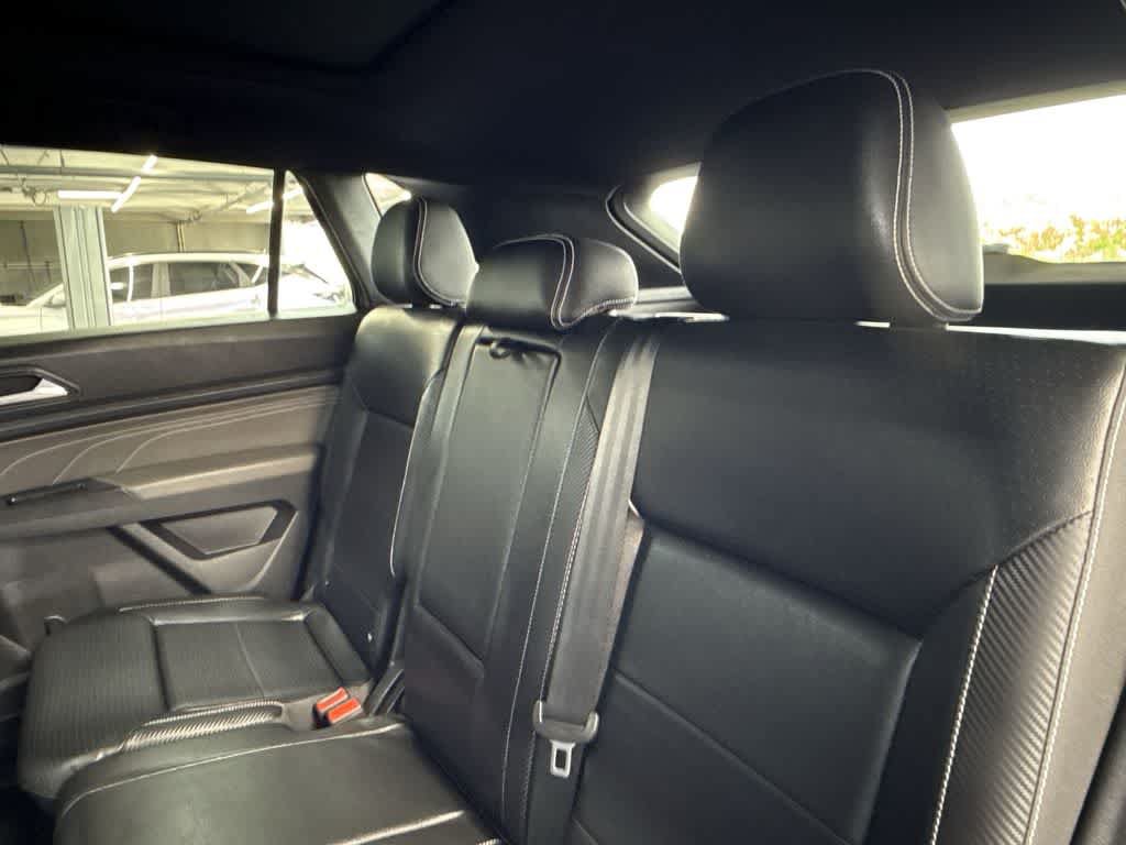 Certified 2023 Volkswagen Atlas Cross Sport SE w/ Panoramic Sunroof Package FWD image 22