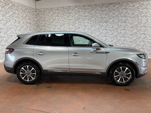 Used 2021 Lincoln Nautilus Reserve FWD image 6