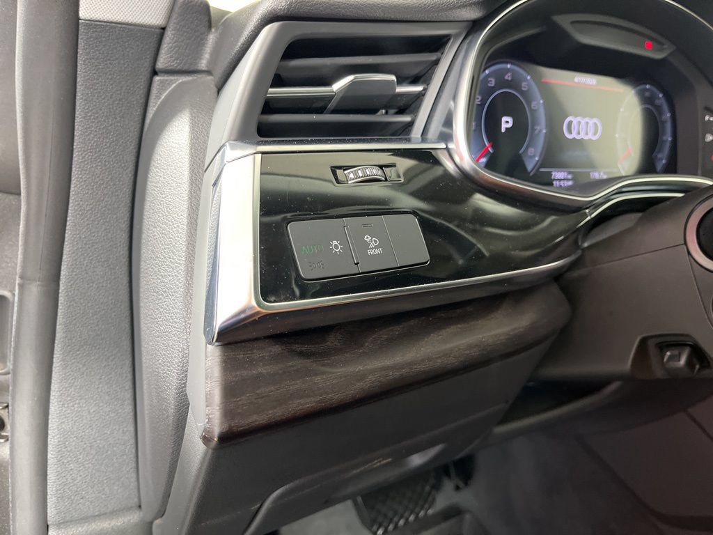 Used 2021 Audi Q8 Premium Plus w/ Premium Plus Package AWD/4WD image 29