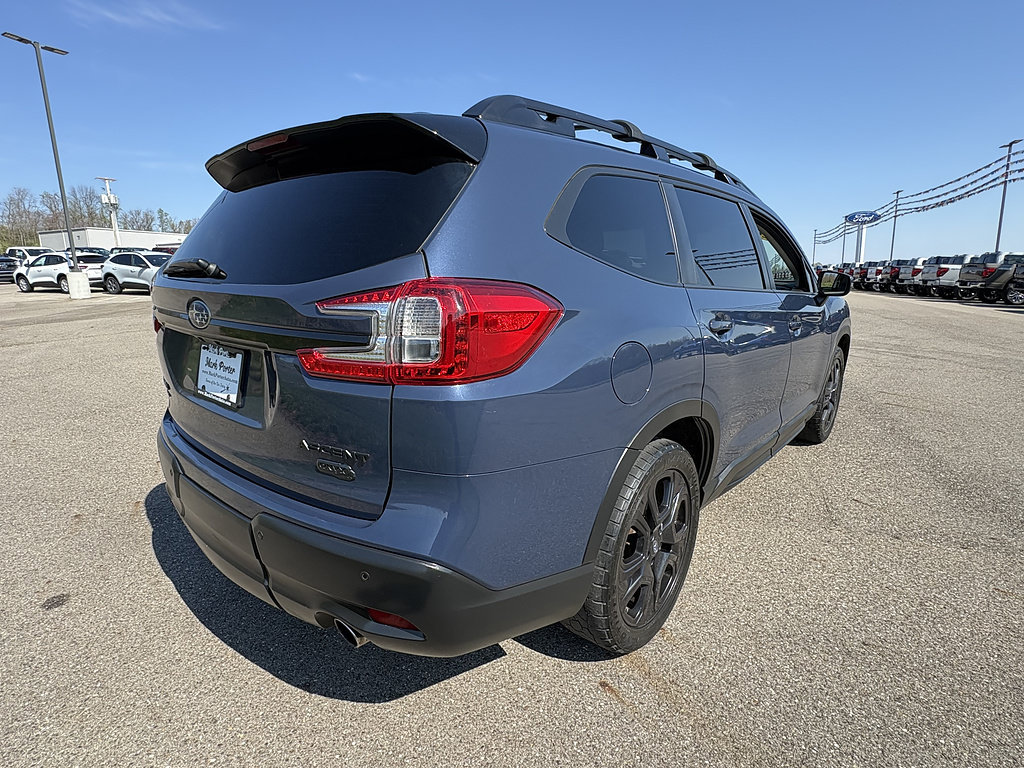 Used 2023 Subaru Ascent Onyx Edition AWD/4WD image 5